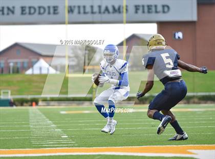 Thumbnail 1 in Klein Collins vs. Tyler (UIL 6A Regional Playoff) photogallery.