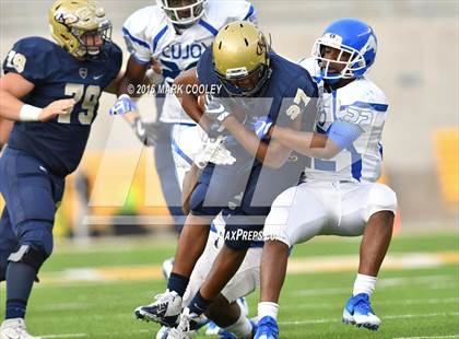 Thumbnail 1 in Klein Collins vs. Tyler (UIL 6A Regional Playoff) photogallery.