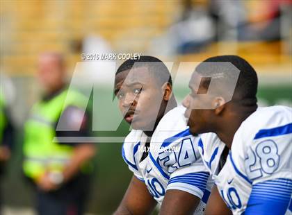 Thumbnail 2 in Klein Collins vs. Tyler (UIL 6A Regional Playoff) photogallery.