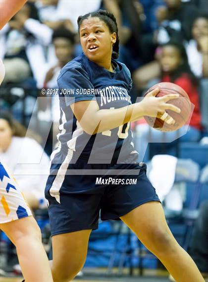 Thumbnail 3 in Richlands vs. Northside (East Coast Christmas Classic) photogallery.