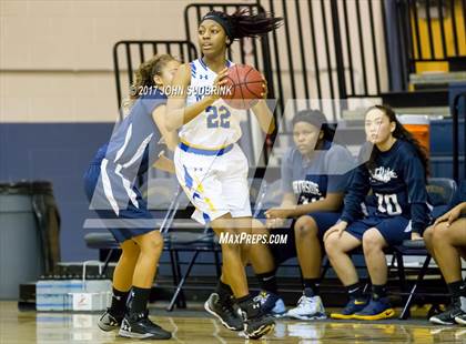 Thumbnail 3 in Richlands vs. Northside (East Coast Christmas Classic) photogallery.