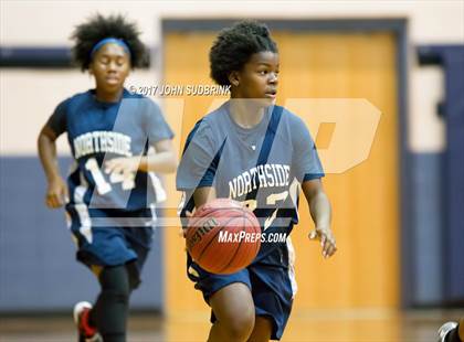 Thumbnail 3 in Richlands vs. Northside (East Coast Christmas Classic) photogallery.