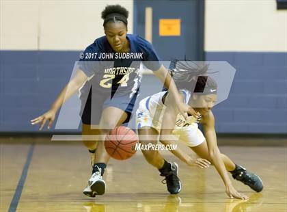 Thumbnail 2 in Richlands vs. Northside (East Coast Christmas Classic) photogallery.