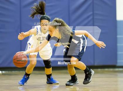 Thumbnail 1 in Richlands vs. Northside (East Coast Christmas Classic) photogallery.