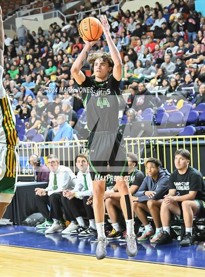 Thumbnail 1 in Phoenix Christian vs. San Tan Charter (AIA 2A Semifinal) photogallery.