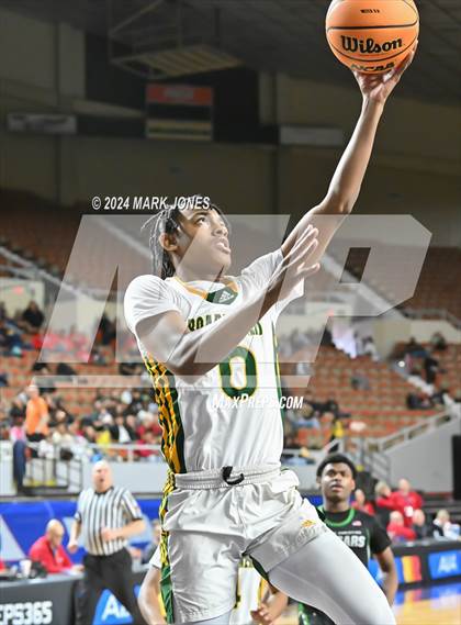 Thumbnail 2 in Phoenix Christian vs. San Tan Charter (AIA 2A Semifinal) photogallery.