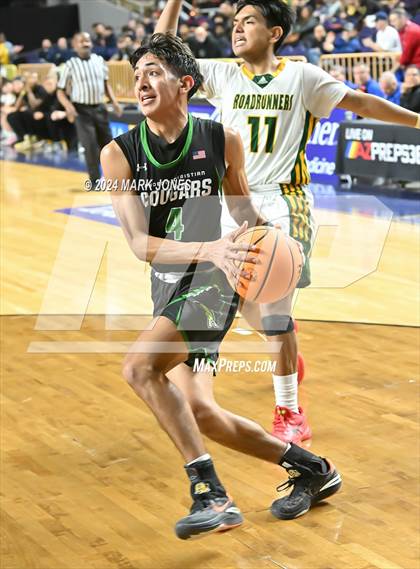 Thumbnail 1 in Phoenix Christian vs. San Tan Charter (AIA 2A Semifinal) photogallery.