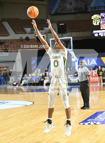 Thumbnail 1 in Phoenix Christian vs. San Tan Charter (AIA 2A Semifinal) photogallery.
