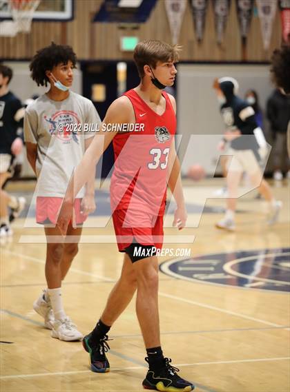 Thumbnail 1 in Marin Catholic vs. Folsom (Bambauer Tournament) photogallery.