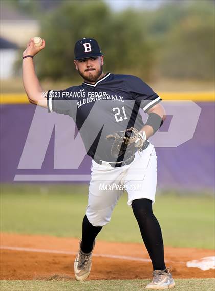 Thumbnail 3 in Bloomingdale @ Lennard photogallery.