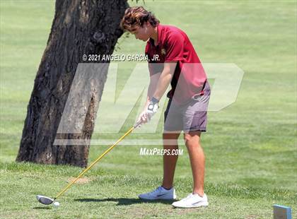 Thumbnail 1 in Bay Valley Athletic League Championship photogallery.