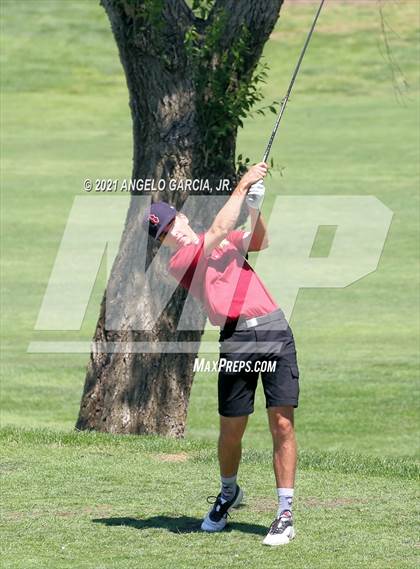 Thumbnail 3 in Bay Valley Athletic League Championship photogallery.