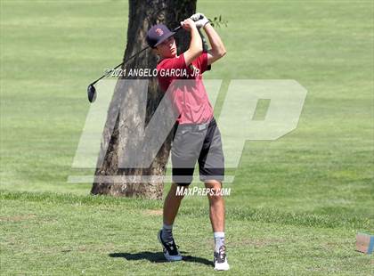 Thumbnail 2 in Bay Valley Athletic League Championship photogallery.