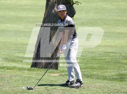 Thumbnail 1 in Bay Valley Athletic League Championship photogallery.