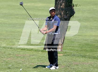 Thumbnail 1 in Bay Valley Athletic League Championship photogallery.
