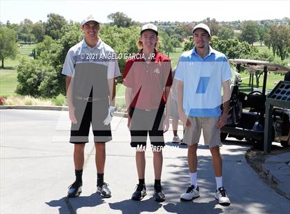 Thumbnail 2 in Bay Valley Athletic League Championship photogallery.