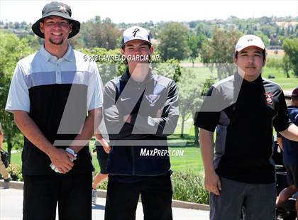 Thumbnail 1 in Bay Valley Athletic League Championship photogallery.