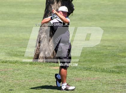 Thumbnail 1 in Bay Valley Athletic League Championship photogallery.