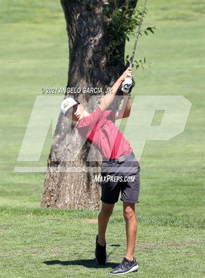 Thumbnail 3 in Bay Valley Athletic League Championship photogallery.