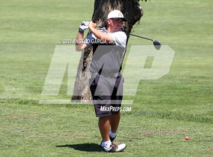 Thumbnail 1 in Bay Valley Athletic League Championship photogallery.