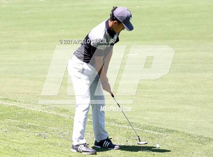 Thumbnail 1 in Bay Valley Athletic League Championship photogallery.