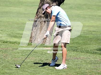 Thumbnail 2 in Bay Valley Athletic League Championship photogallery.