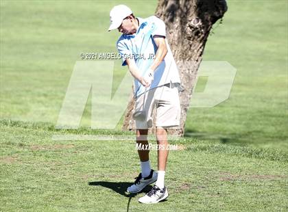 Thumbnail 3 in Bay Valley Athletic League Championship photogallery.
