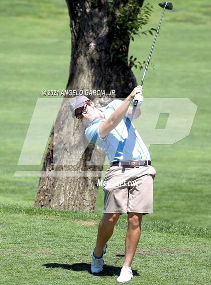 Thumbnail 3 in Bay Valley Athletic League Championship photogallery.