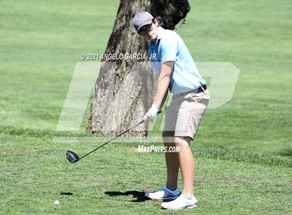 Thumbnail 3 in Bay Valley Athletic League Championship photogallery.