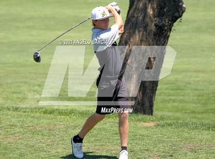 Thumbnail 1 in Bay Valley Athletic League Championship photogallery.