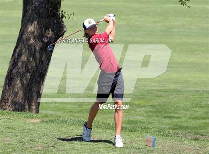 Thumbnail 1 in Bay Valley Athletic League Championship photogallery.