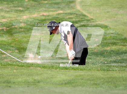 Thumbnail 1 in Bay Valley Athletic League Championship photogallery.