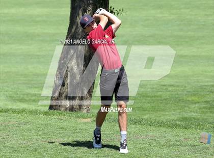 Thumbnail 1 in Bay Valley Athletic League Championship photogallery.