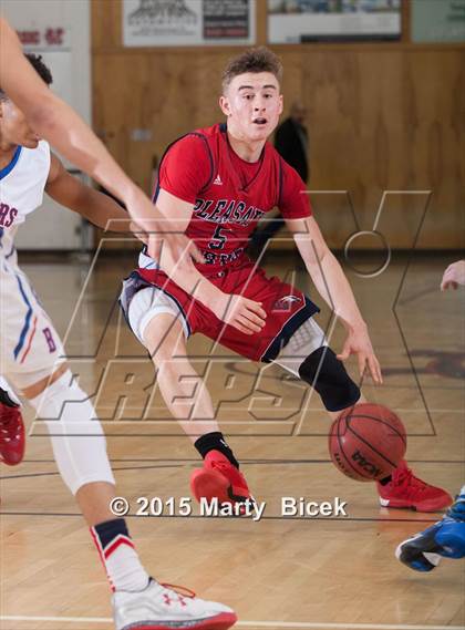 Thumbnail 3 in Pleasant Grove vs. Buchanan photogallery.