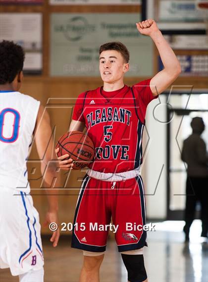 Thumbnail 2 in Pleasant Grove vs. Buchanan photogallery.