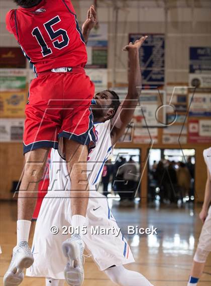 Thumbnail 3 in Pleasant Grove vs. Buchanan photogallery.