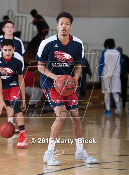 Thumbnail 2 in Pleasant Grove vs. Buchanan photogallery.