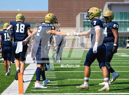 Thumbnail 3 in Tomball Memorial vs Klein Collins photogallery.