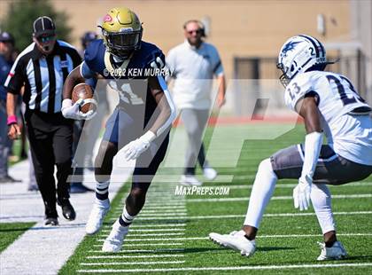 Thumbnail 1 in Tomball Memorial vs Klein Collins photogallery.