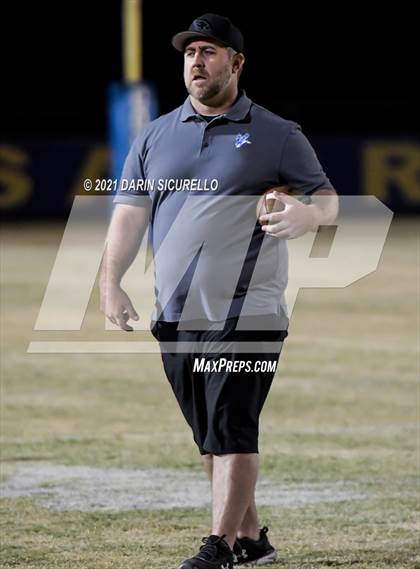 Thumbnail 3 in Deer Valley vs Casa Grande (AIA 4A Round 1 Playoff) photogallery.