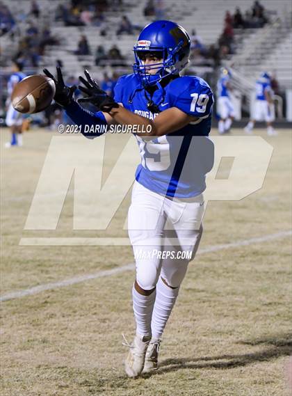 Thumbnail 3 in Deer Valley vs Casa Grande (AIA 4A Round 1 Playoff) photogallery.