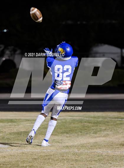 Thumbnail 2 in Deer Valley vs Casa Grande (AIA 4A Round 1 Playoff) photogallery.