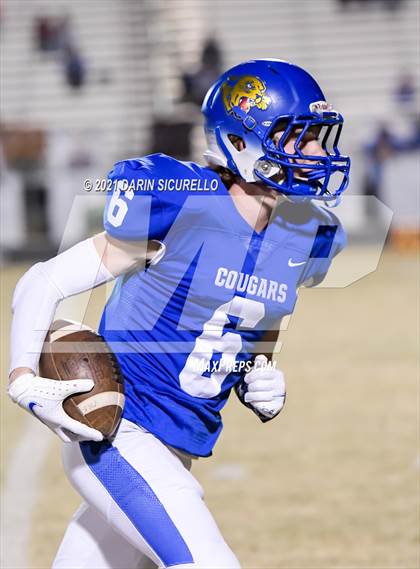 Thumbnail 3 in Deer Valley vs Casa Grande (AIA 4A Round 1 Playoff) photogallery.