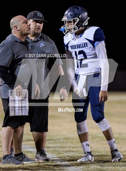 Thumbnail 3 in Deer Valley vs Casa Grande (AIA 4A Round 1 Playoff) photogallery.