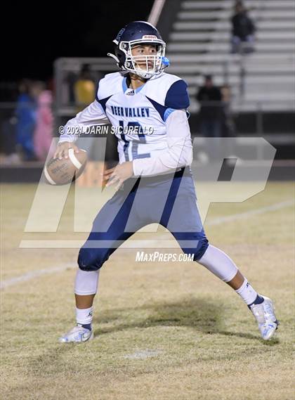 Thumbnail 3 in Deer Valley vs Casa Grande (AIA 4A Round 1 Playoff) photogallery.