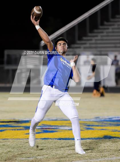 Thumbnail 2 in Deer Valley vs Casa Grande (AIA 4A Round 1 Playoff) photogallery.