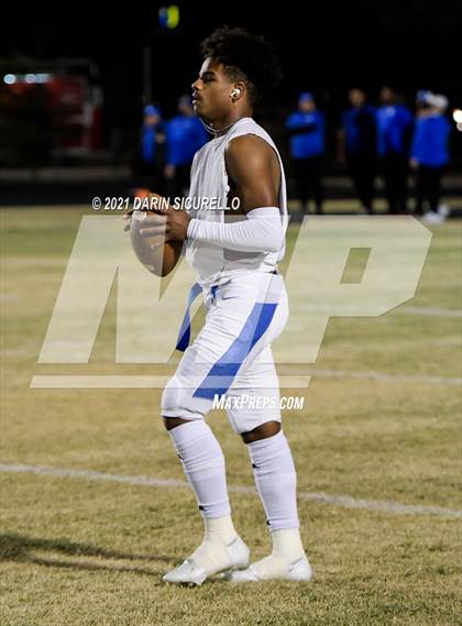 Thumbnail 3 in Deer Valley vs Casa Grande (AIA 4A Round 1 Playoff) photogallery.