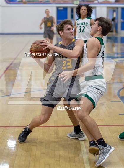 Thumbnail 3 in Temecula Valley vs. Poway photogallery.