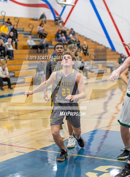 Thumbnail 3 in Temecula Valley vs. Poway photogallery.