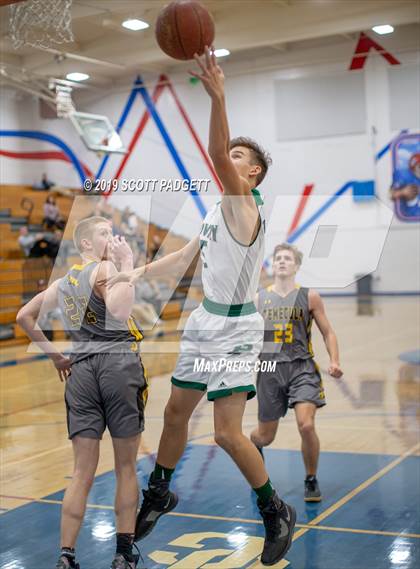 Thumbnail 2 in Temecula Valley vs. Poway photogallery.